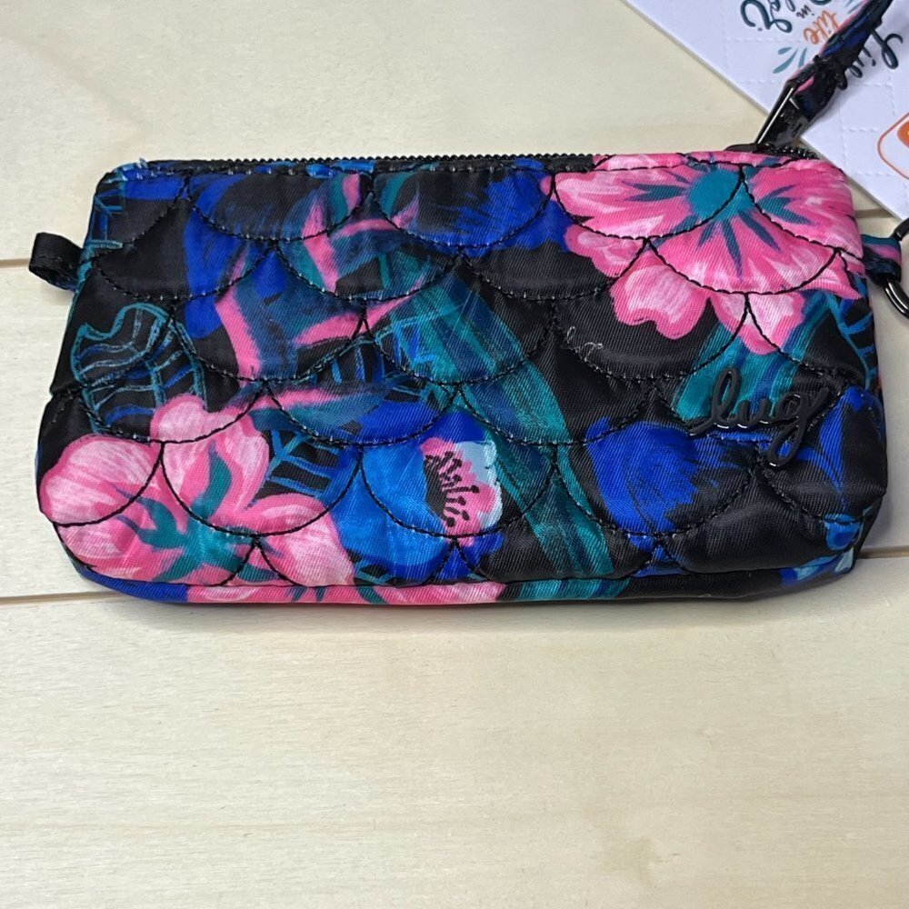 LUG  Metro XL ID Pouch w RFID-NWT  Resort Black